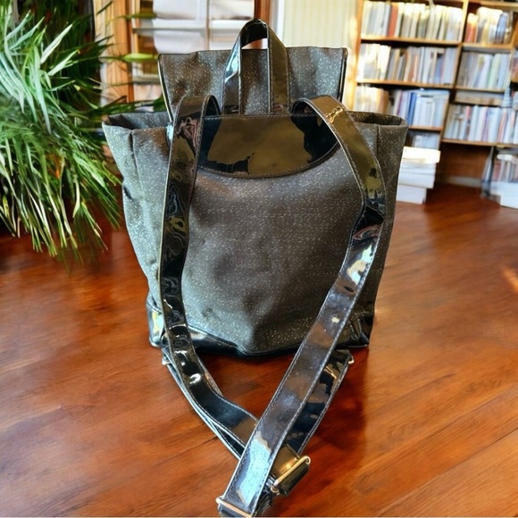 SANRIO KUROMI 2008 Black & Red Backpack Book Bag w/ Red & White Striped Lining - Picture 8 of 15